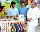 Dharmasthal Dharmadikari V Heggade visits ‘Siri’ showroom at Mangaluru